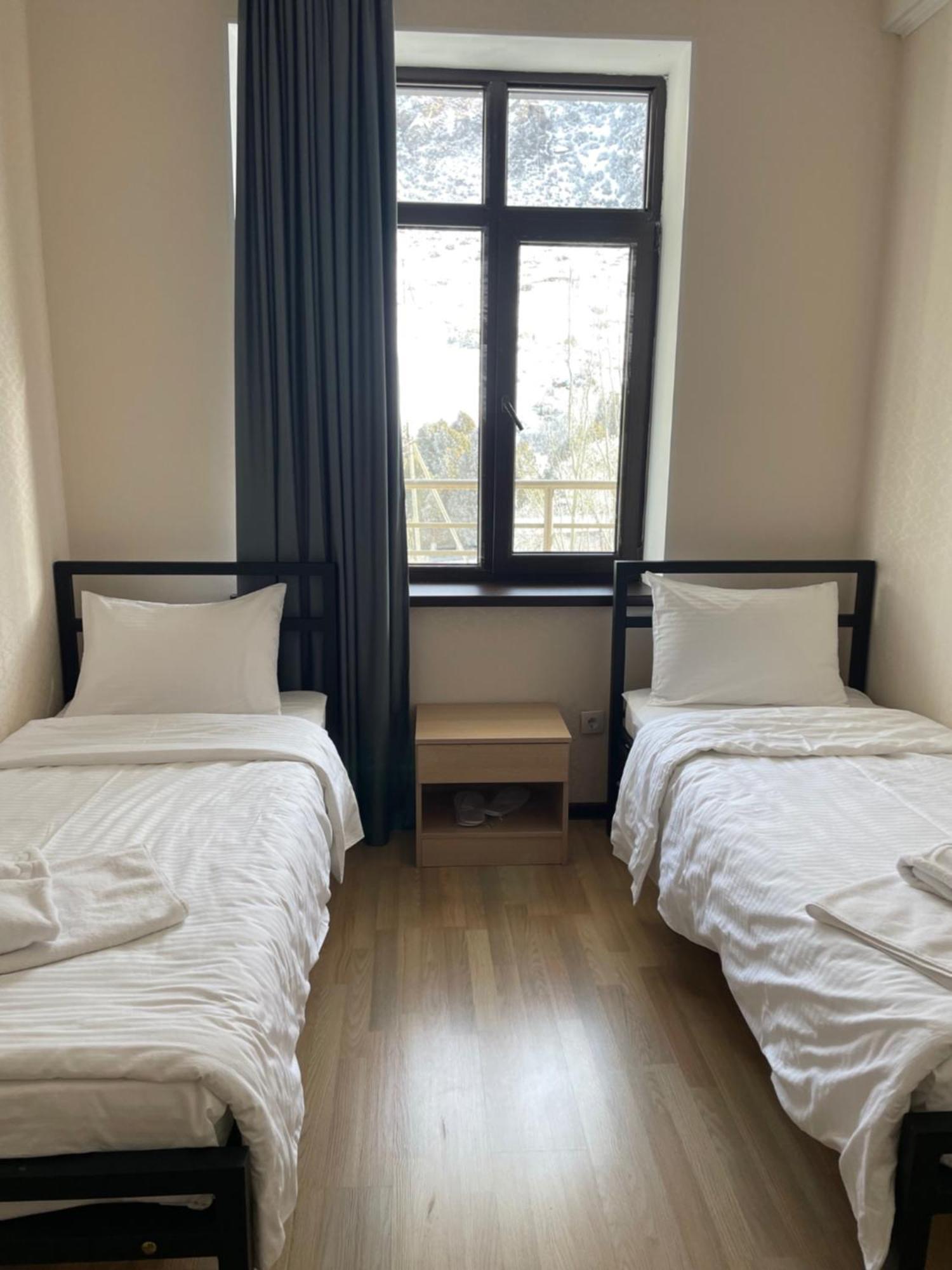 Issyk Ata Retreat Hotell Gorno-Serafimovka Eksteriør bilde