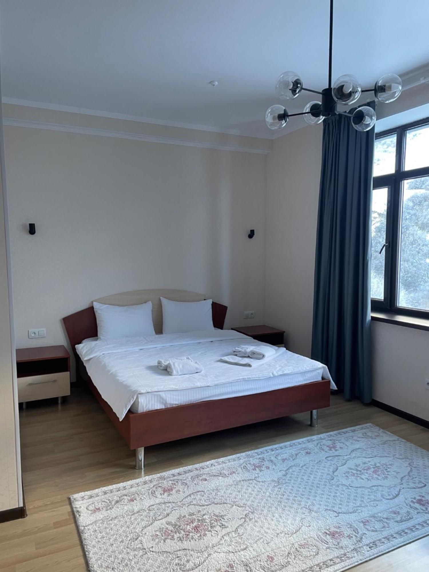 Issyk Ata Retreat Hotell Gorno-Serafimovka Eksteriør bilde